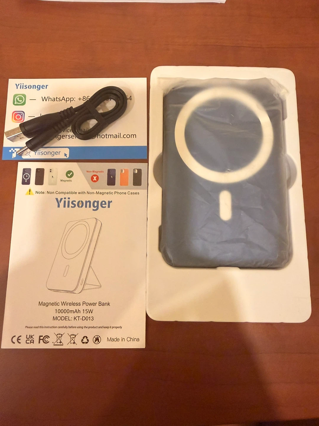 Yiisonger 10000 mAh Magnetic Wireless Power Bank - photo 4