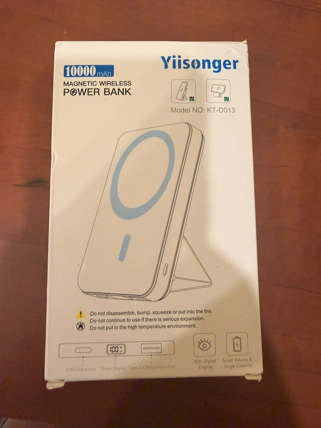 Yiisonger 10000 mAh Magnetic Wireless Power Bank - photo 5