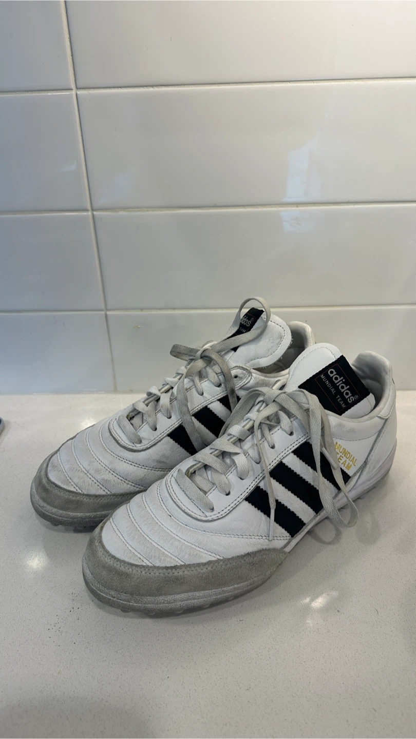 adidas - Men's Mundial Team Soccer Shoes turf Size US 8.5