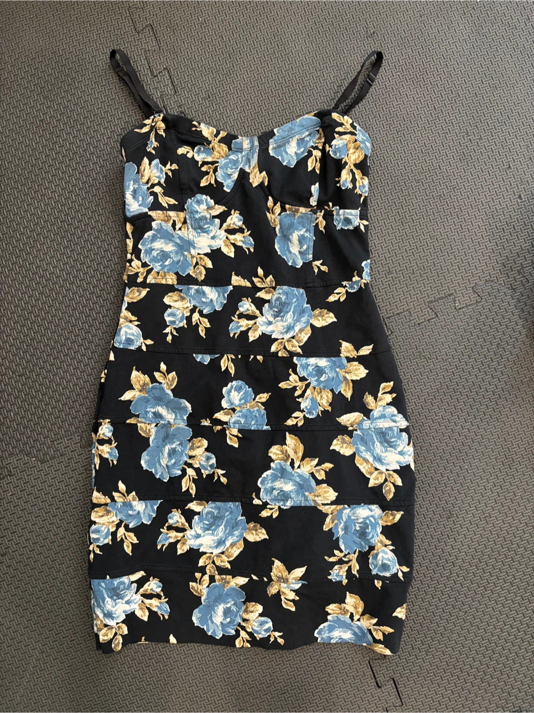 Talula Aritzia Floral Bodycon Dress