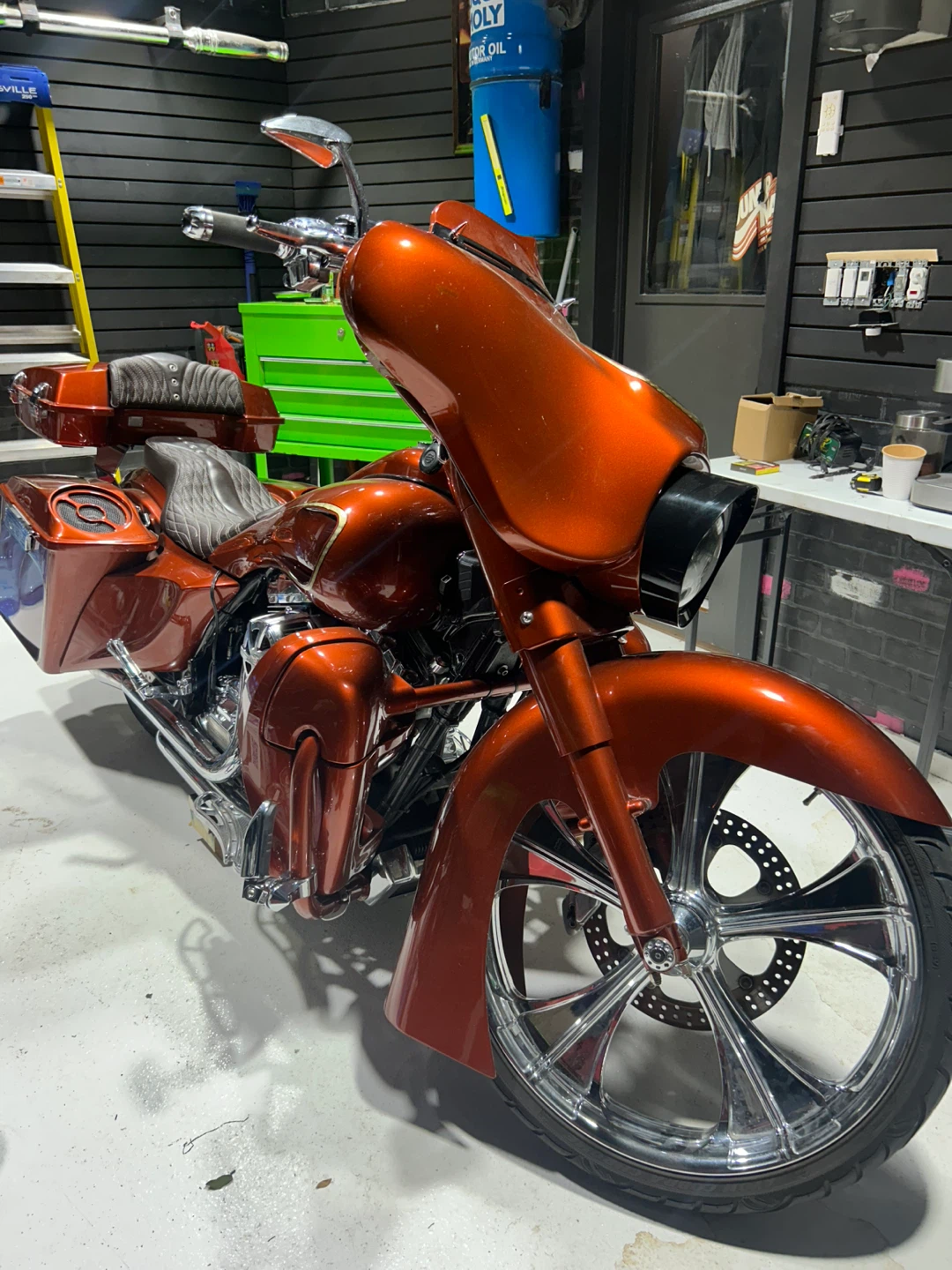 Harley-Davidson Custom Motorcycle - photo 4