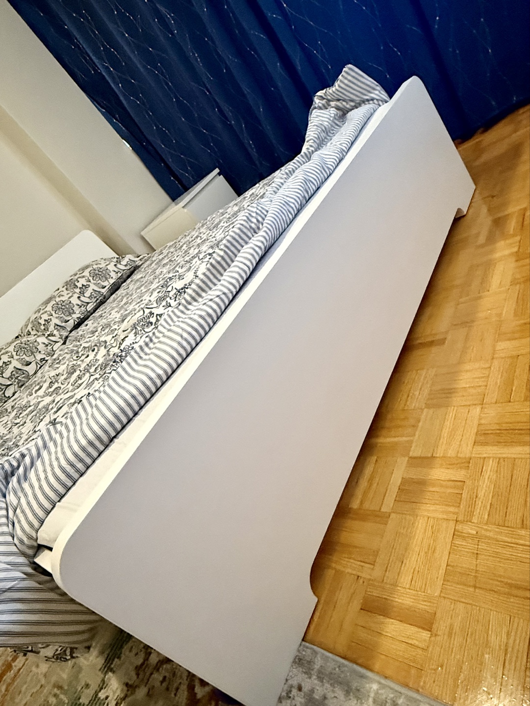 IKEA MALM Queen Bed Frame White - photo 3