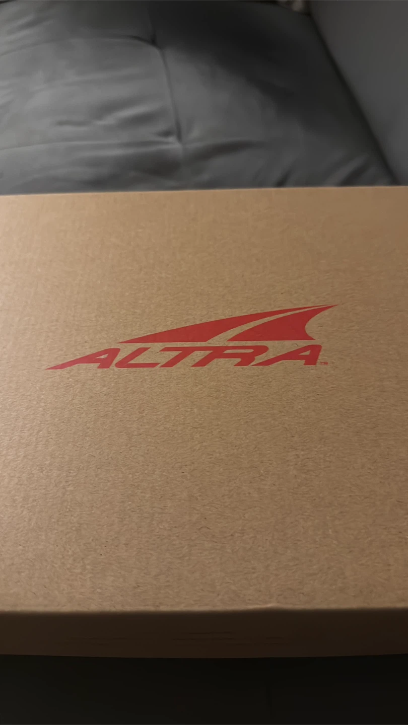 Altra Lone Peak 9 Waterproof Mid Boots - Black - Size 9
