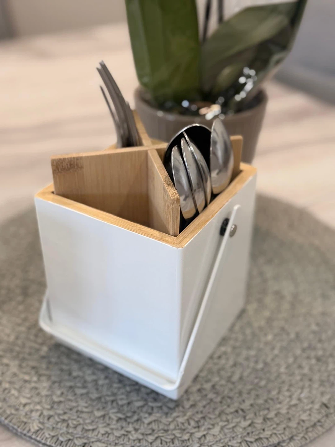 White and Bamboo Cutlery Caddy - photo 5