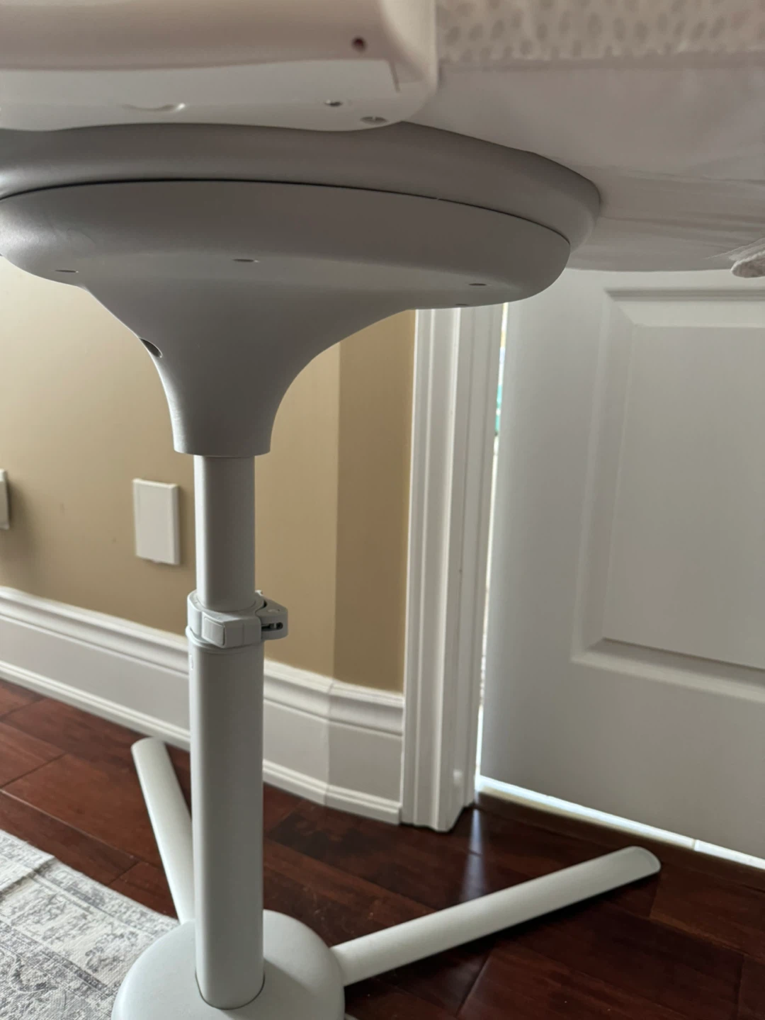 HALO BassiNest Swivel Sleeper - photo 2