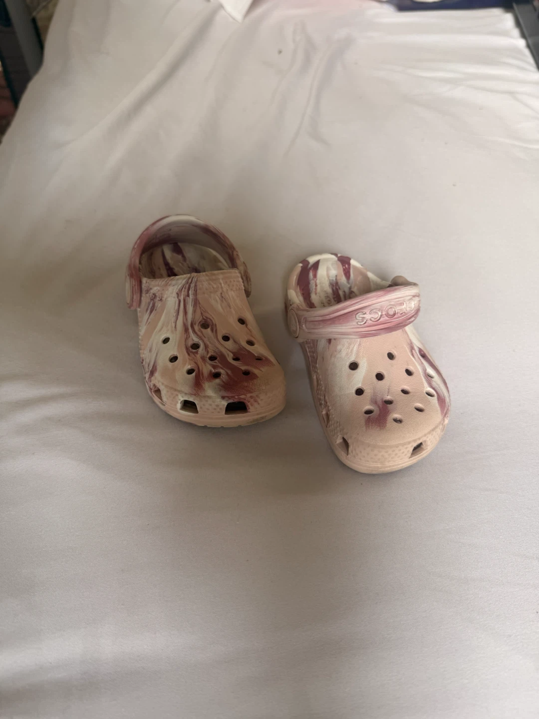 Crocs Marbled Clogs Kids - photo 3