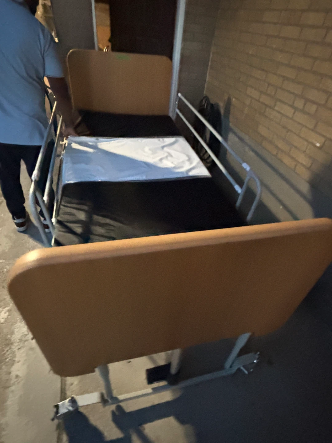 home care hospital bed frame, delivery - photo 5