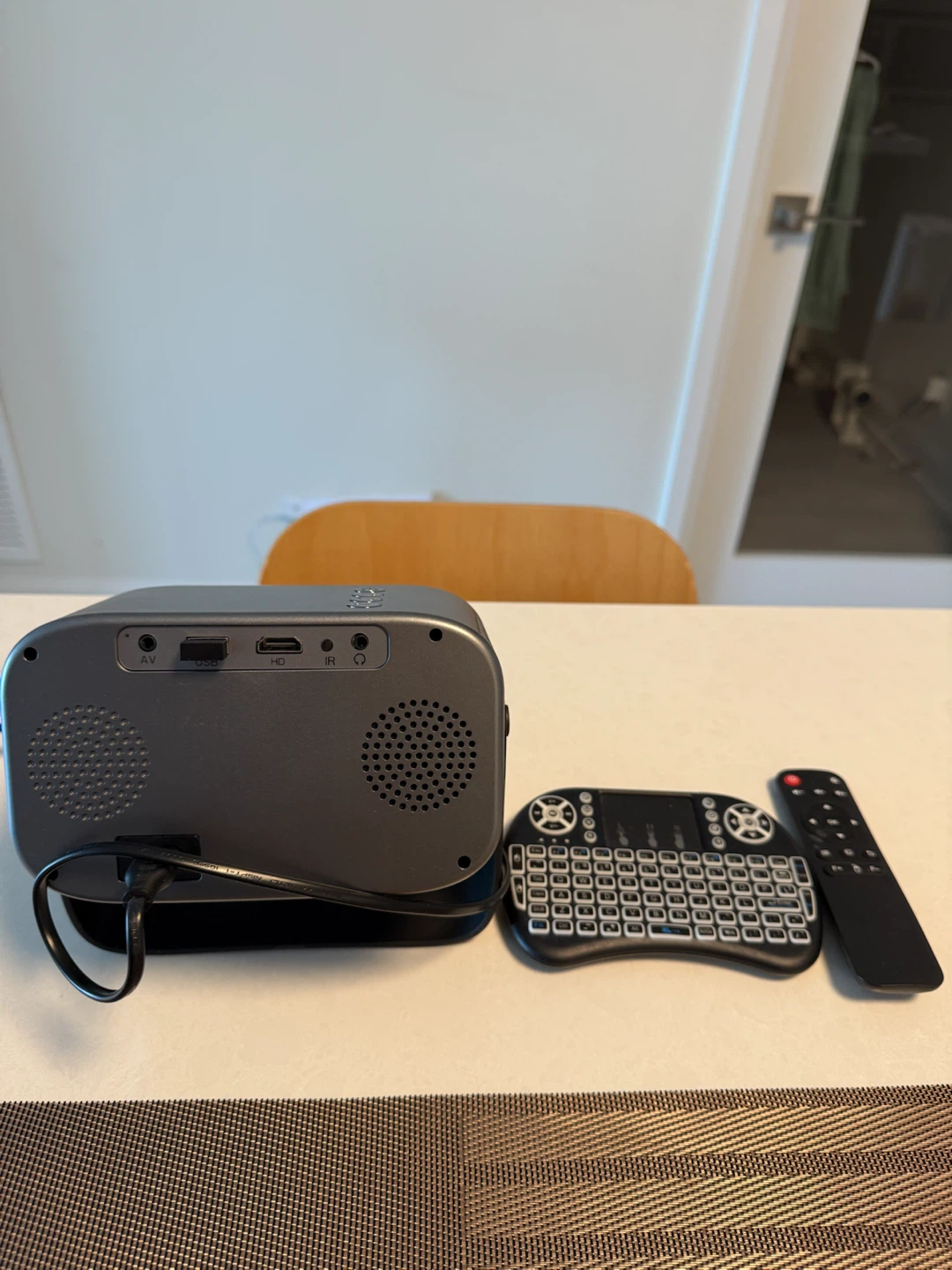 Portable Mini Projector with Remote and Keyboard - photo 2