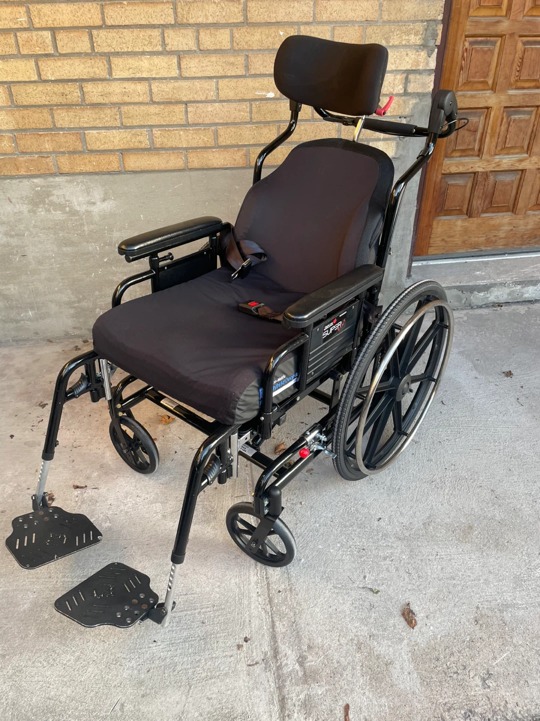tilt wheelchair & delivery - photo 2