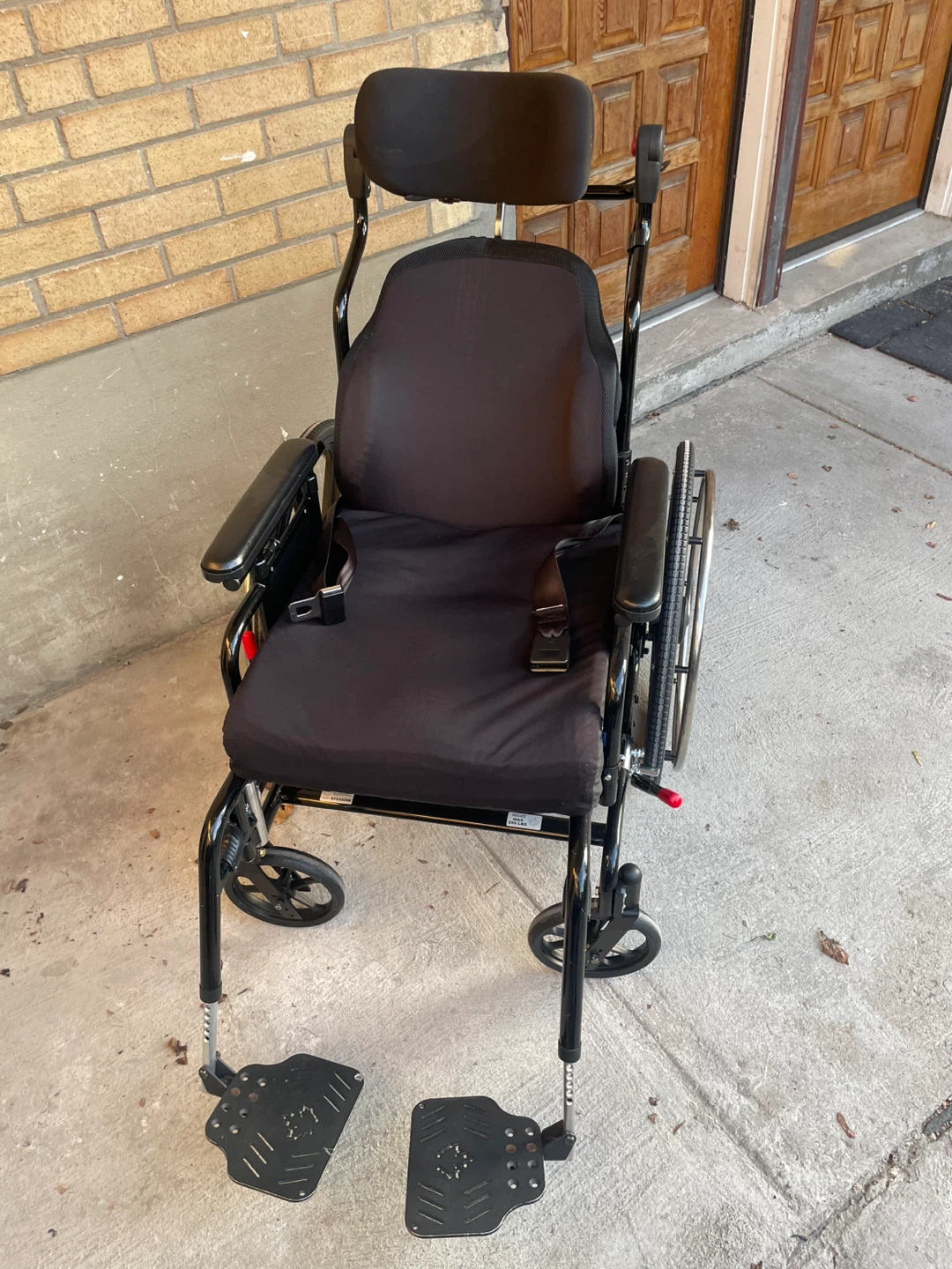 tilt wheelchair & delivery - photo 5