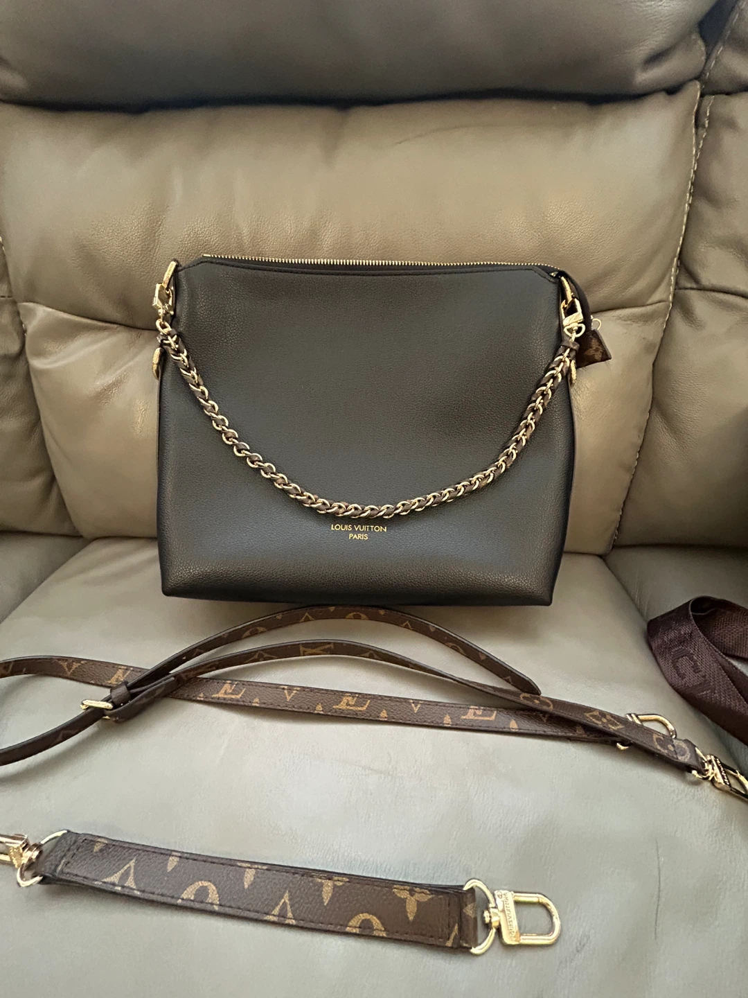 Louis Vuitton Paris Black Leather Chain Shoulder Bag - photo 2