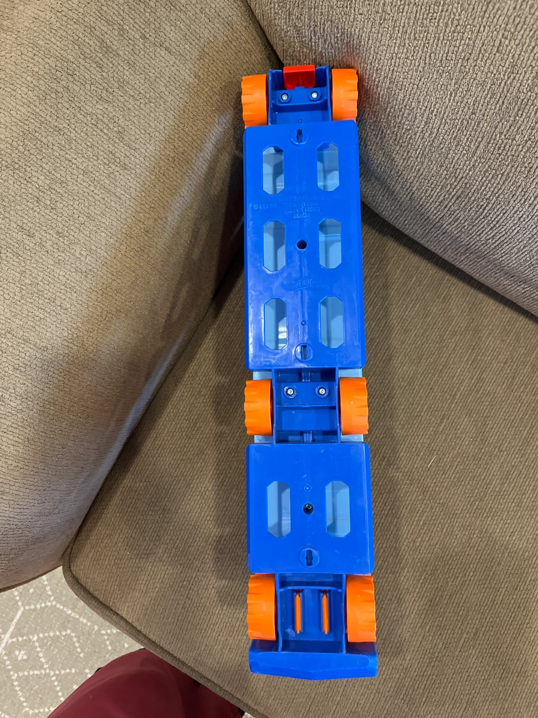 Hot Wheels Transporter and Dragon Car - photo 4