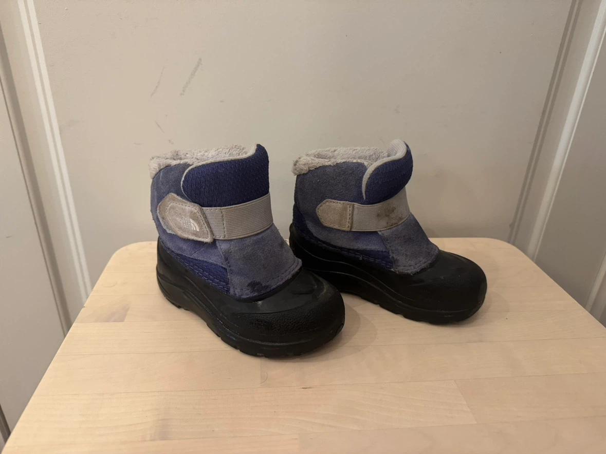 The North Face Kids Winter Boots Size 9 Toddler - photo 2