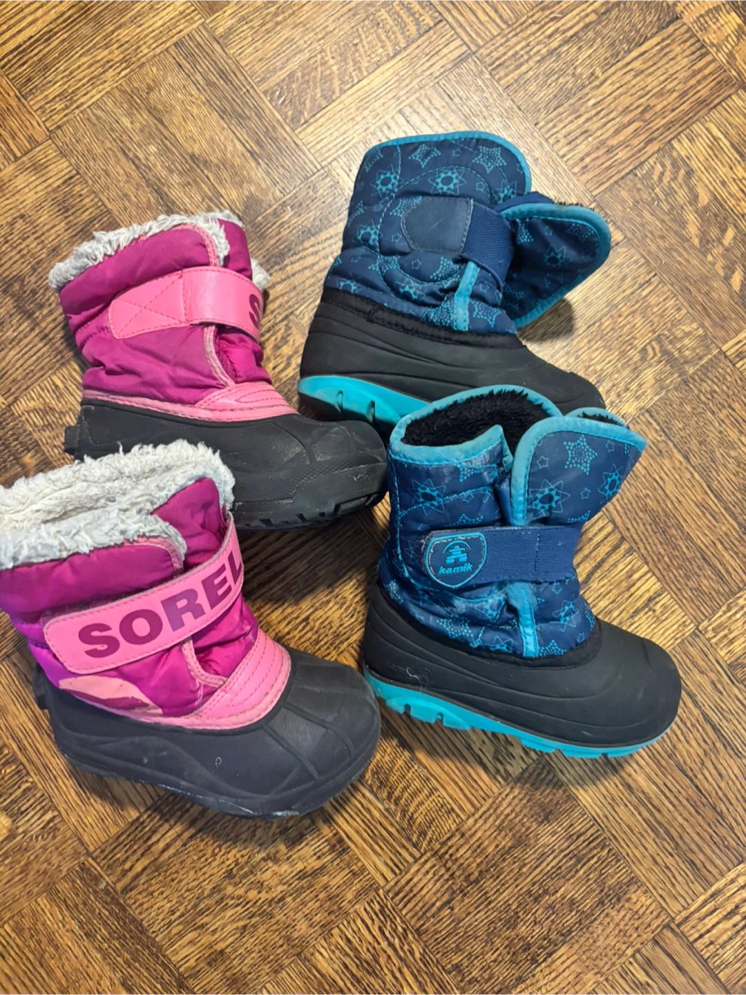 Toddler Snow Boots size 8 - Sorel & Kamik