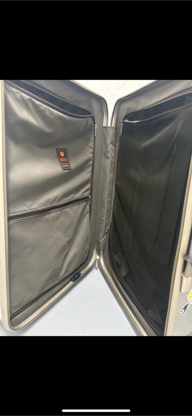 Free carry on and 2 Checked Luggages - photo 3