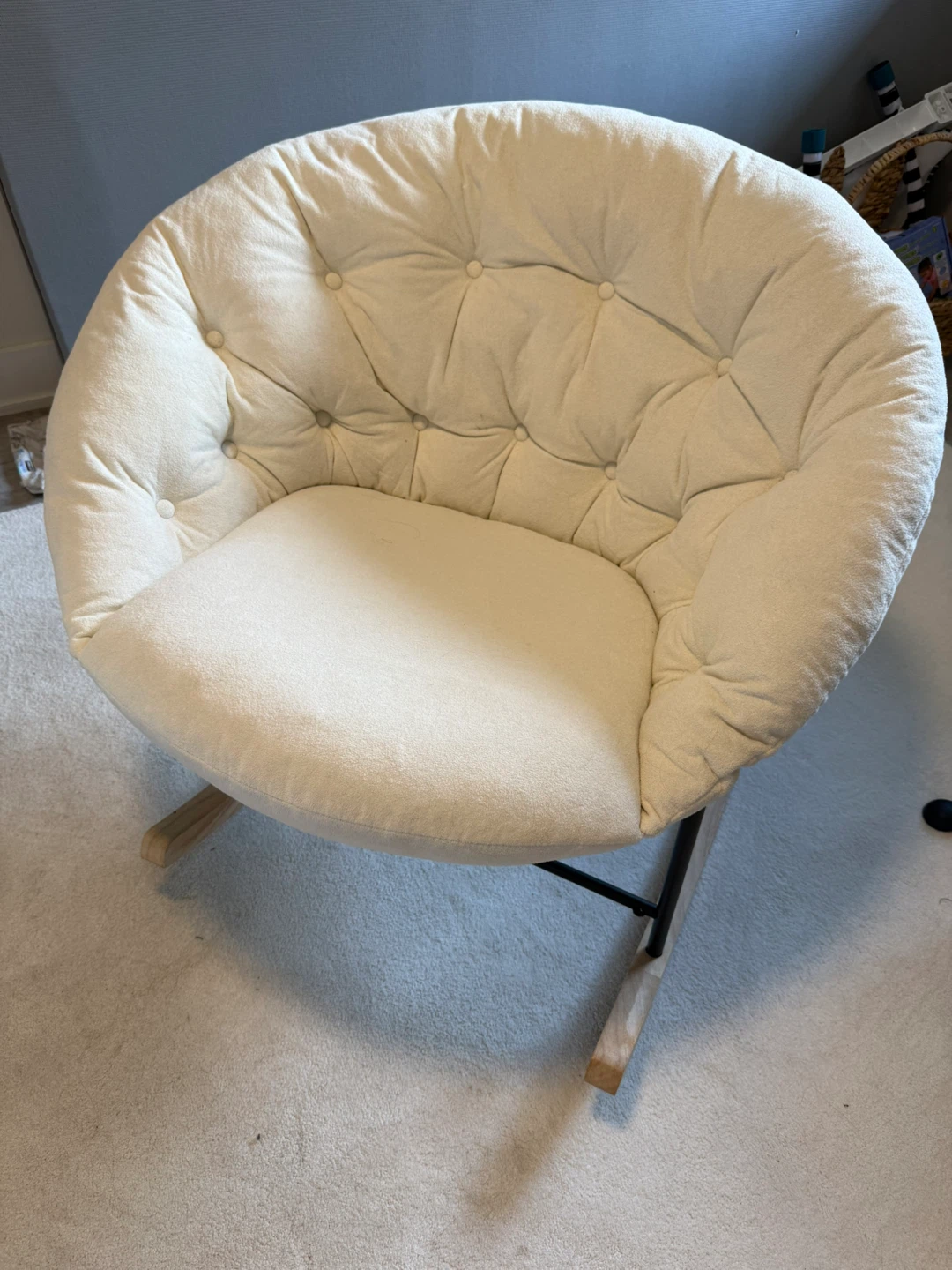 Cream Tufted Round Accent Chair - photo 3