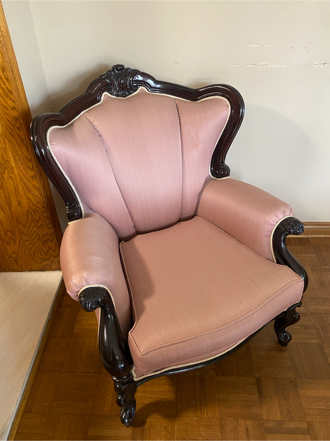 Vintage Pink Accent Chair - photo 2