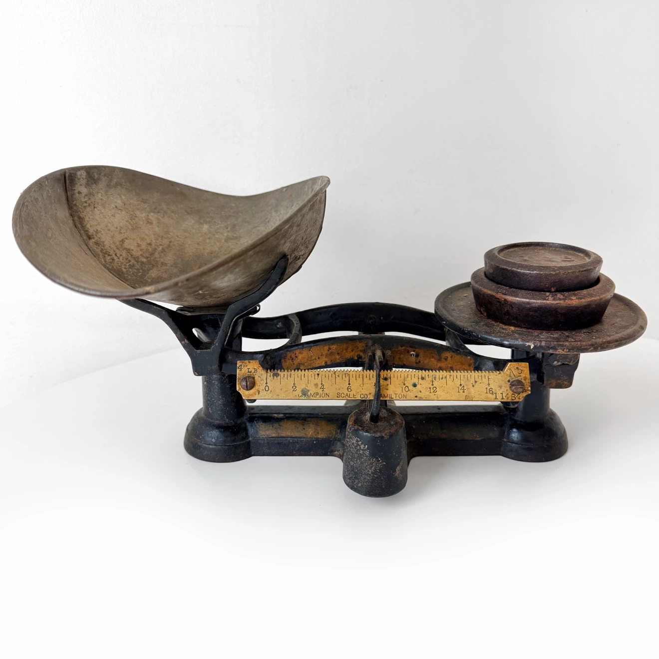 Antique Countertop Mercantile Balance Scale - photo 3