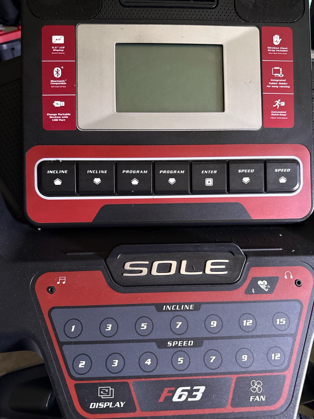 Sole F63 Treadmill - photo 4
