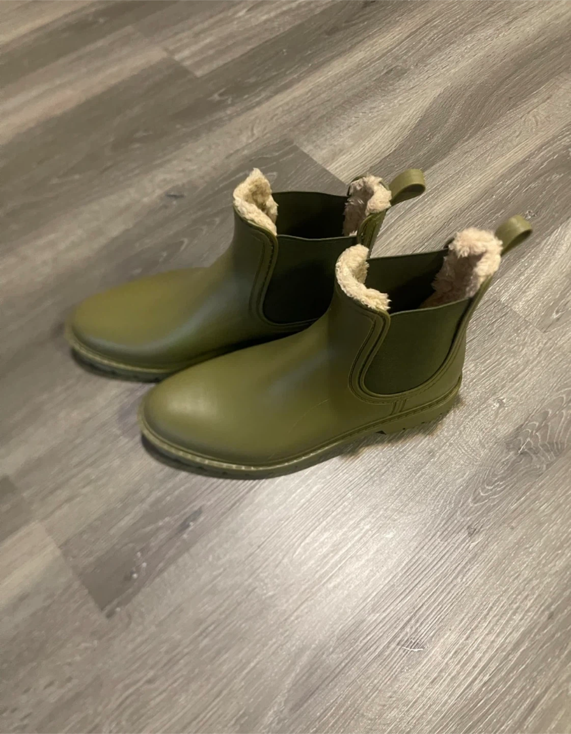 Women's Green Fleece-Lined Rain Boots
