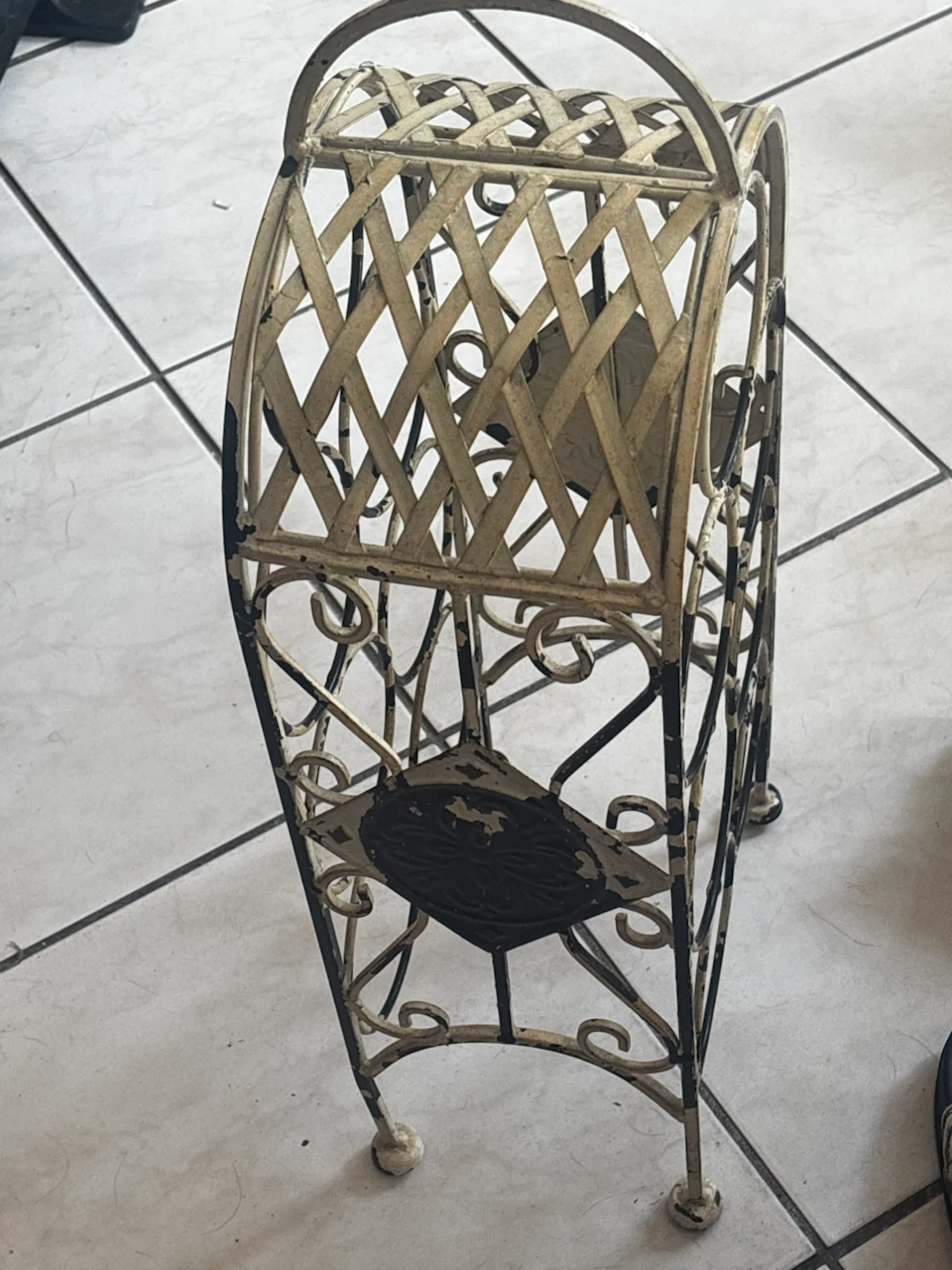 Vintage Metal Wine Rack - photo 2