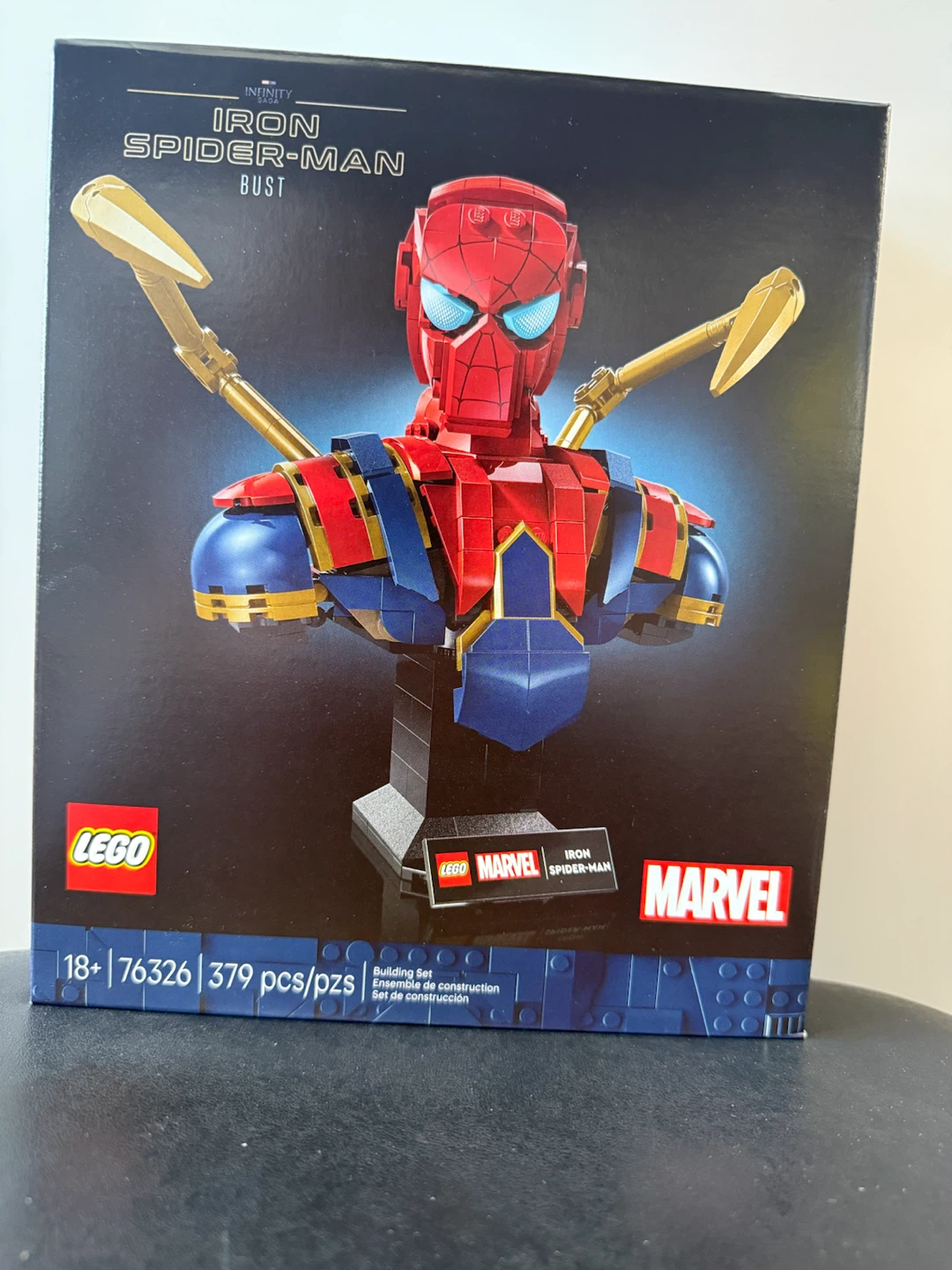 LEGO Marvel Iron Spider-Man Bust 76326