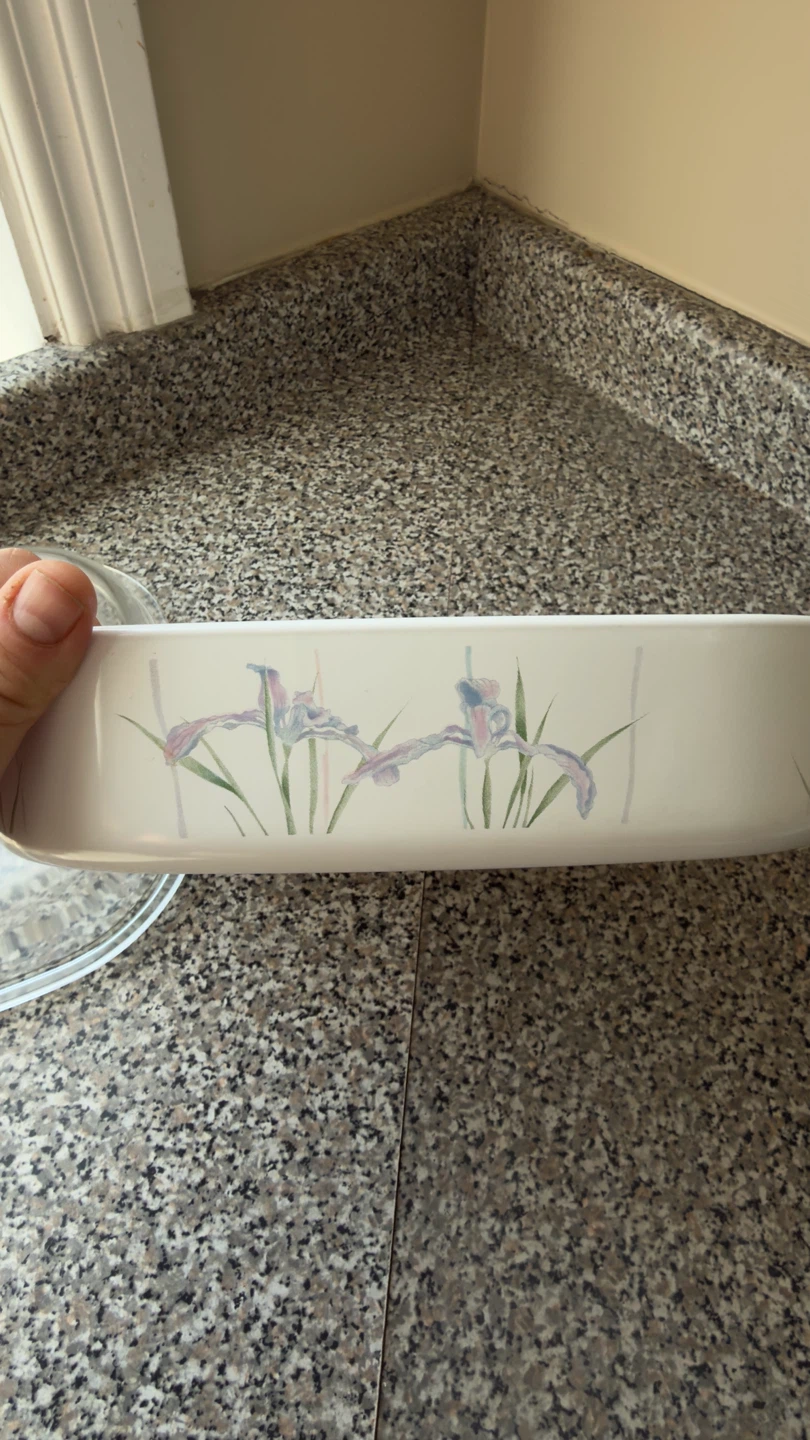 CorningWare Floral Casserole Dish with Lid - photo 2