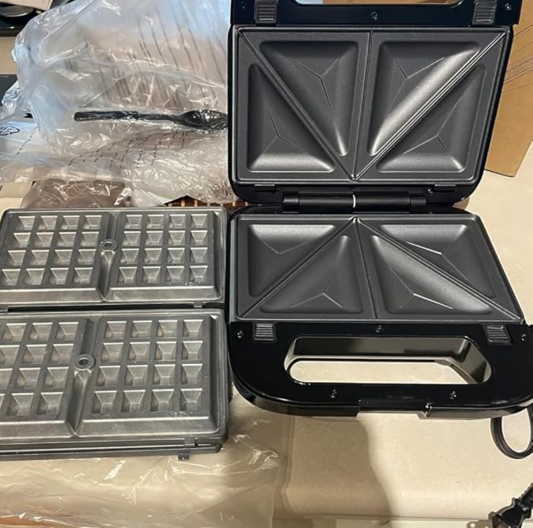 3-in-1 Sandwich and Waffle Maker