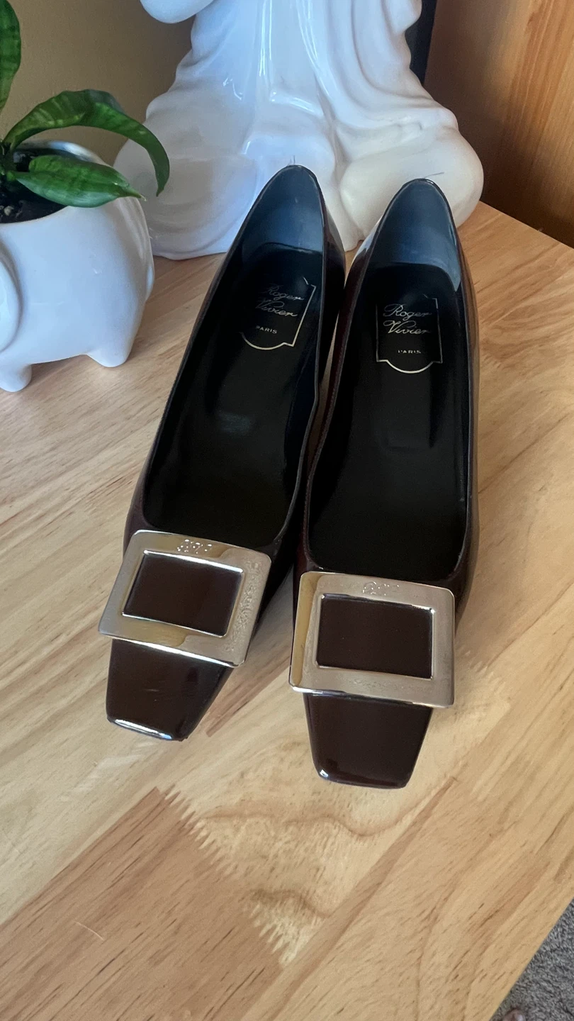 Roger Vivier Belle Vivier Patent Pumps - photo 4