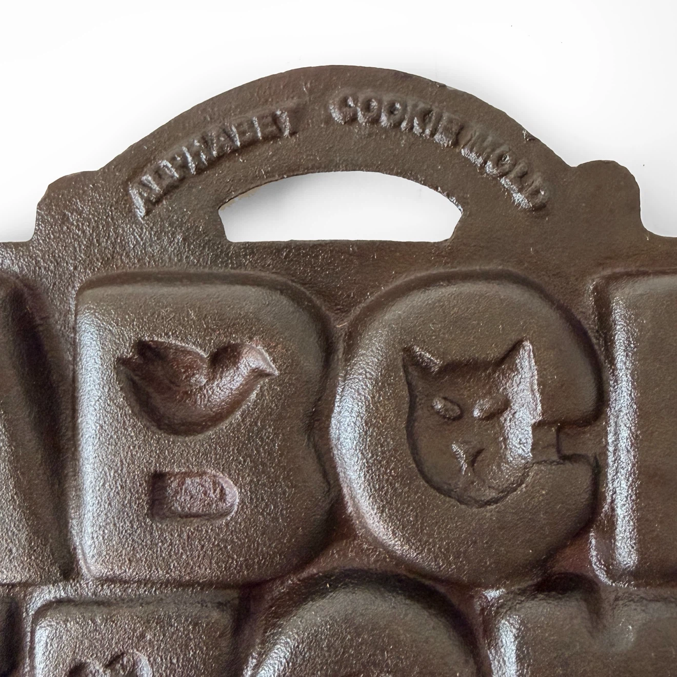 Vintage 1985 Cast Iron Alphabet Cookie Mold - photo 4