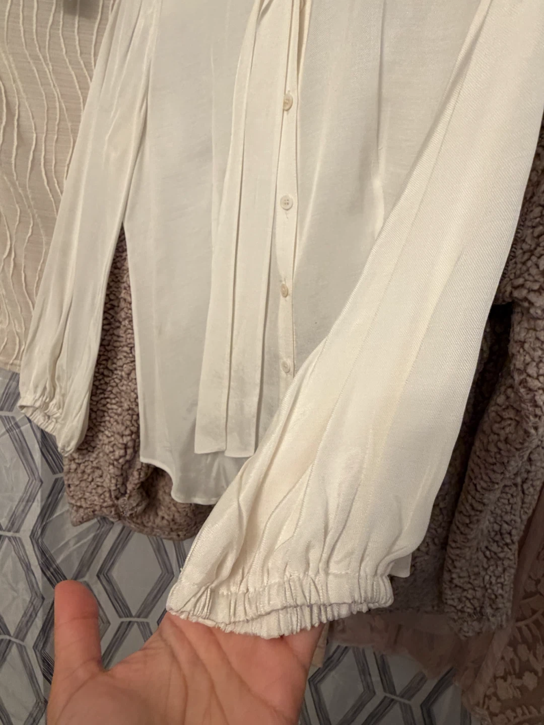 White top with bow - photo 3