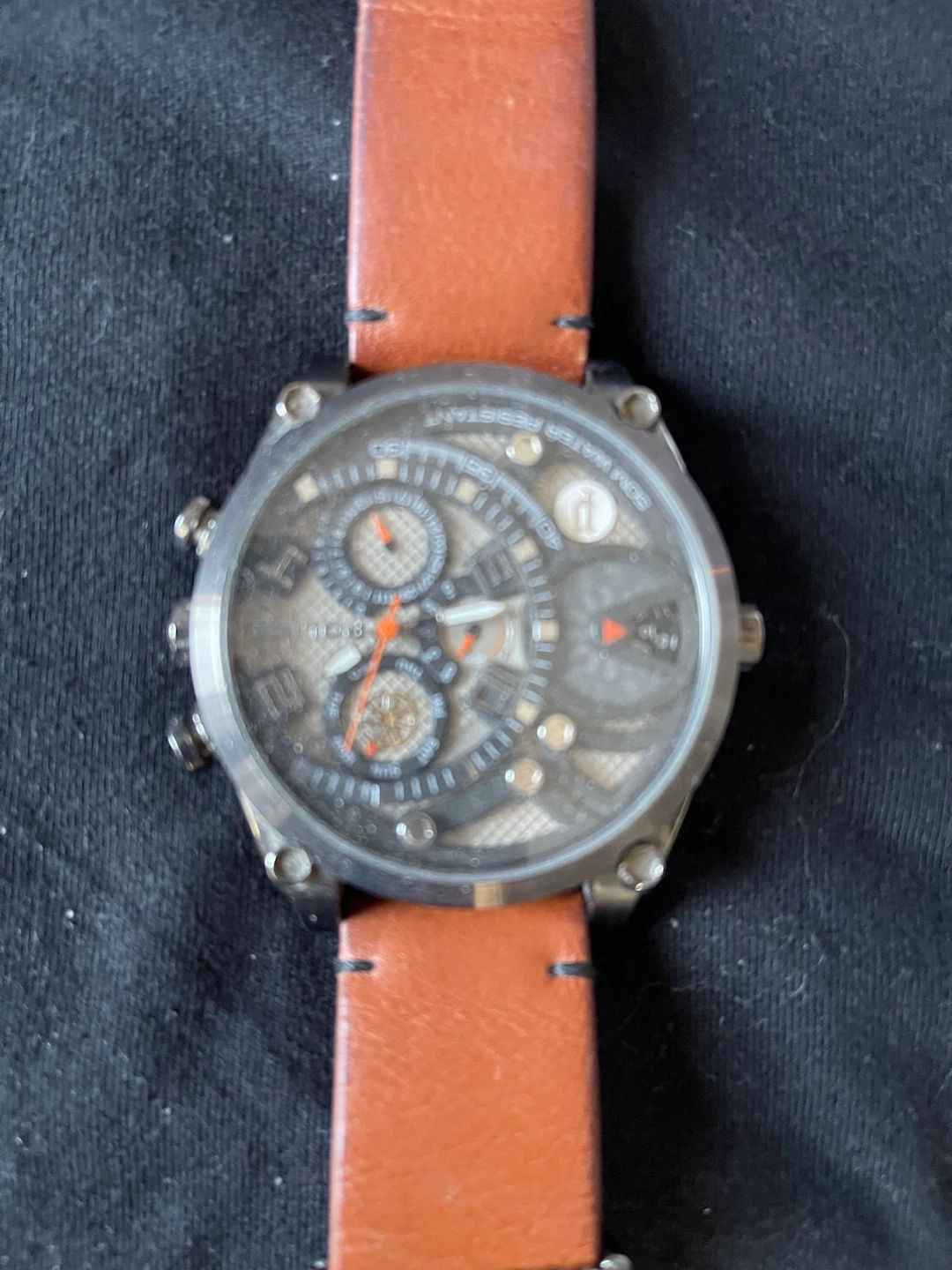 Police Analog Watch with Leather Strap