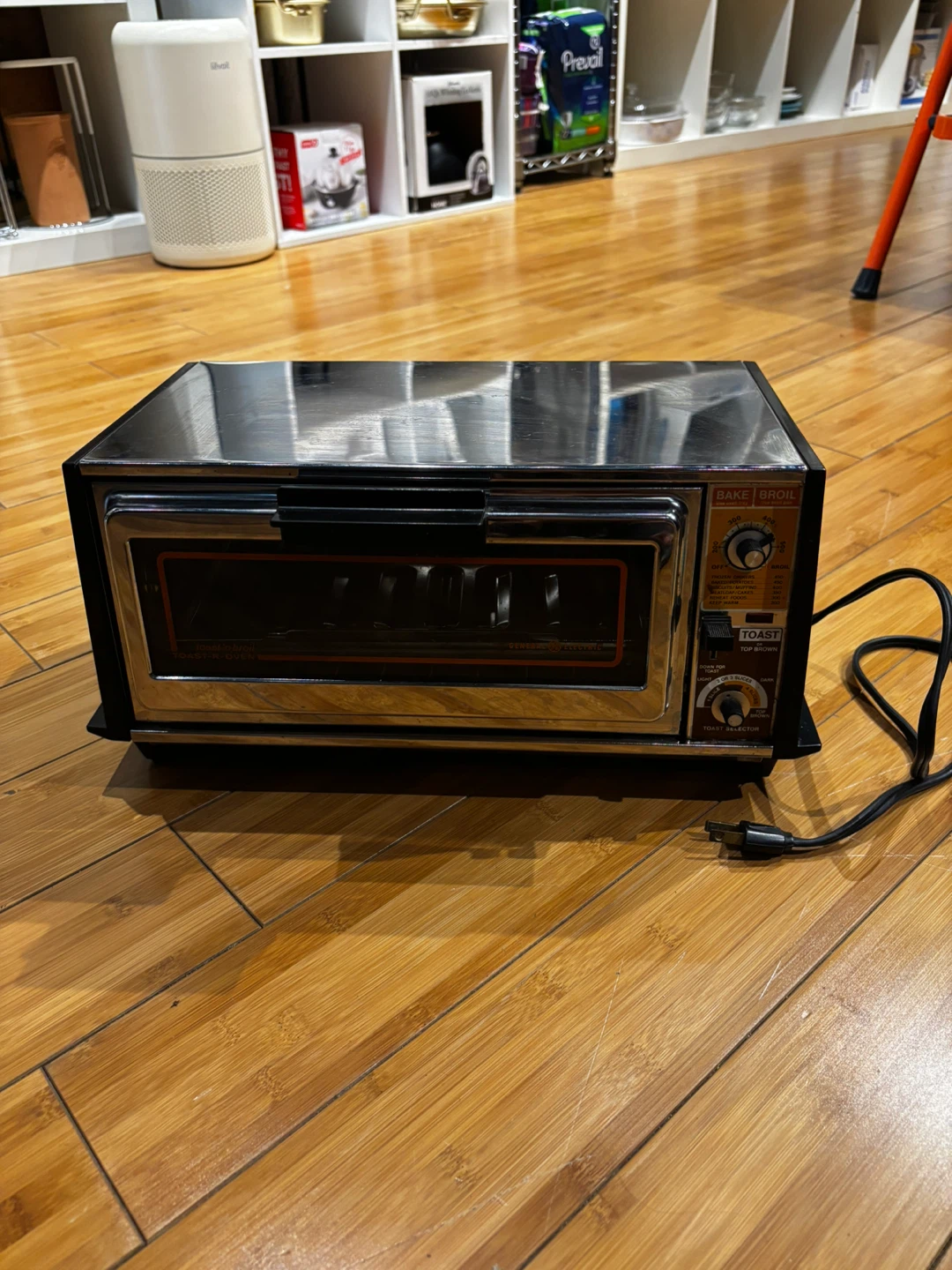 Vintage General Electric Toast-R-Oven