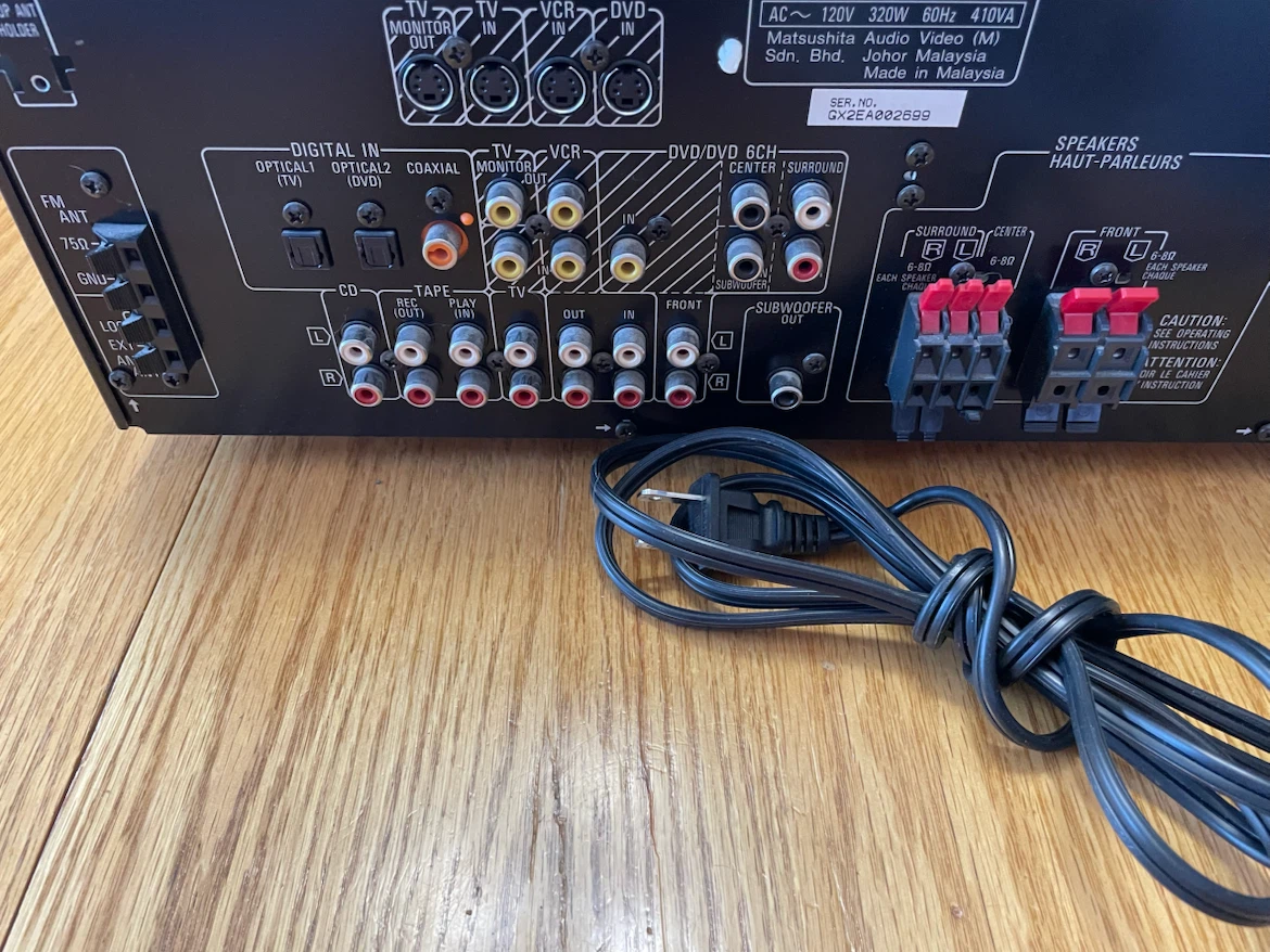 Panasonic AV Receiver SA-HE70 - photo 2