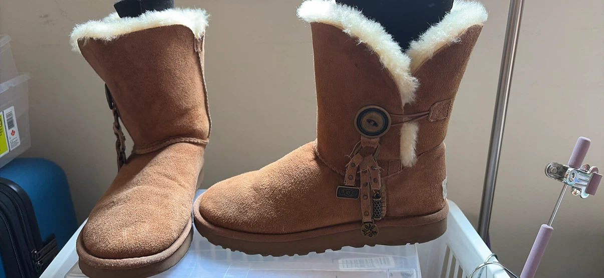 Ugg Boots Tan with Button Detail