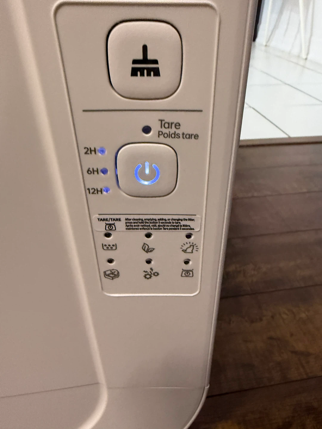 (H965) Amazon Basics Self-Cleaning Automatic Cat Litter Box - photo 5