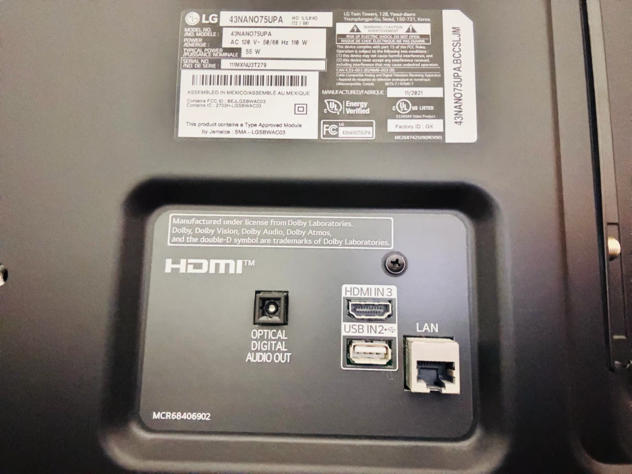 43" LG 4K Smart TV (NanoCell 43NANO75UPA) - Excellent Condition - photo 3