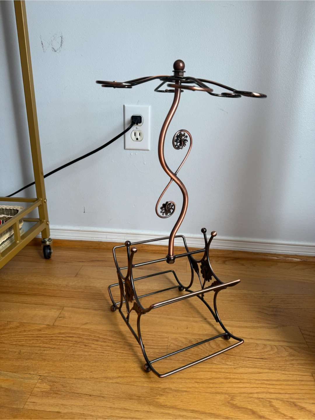 Wine Glass and Bottle Stand - photo 2