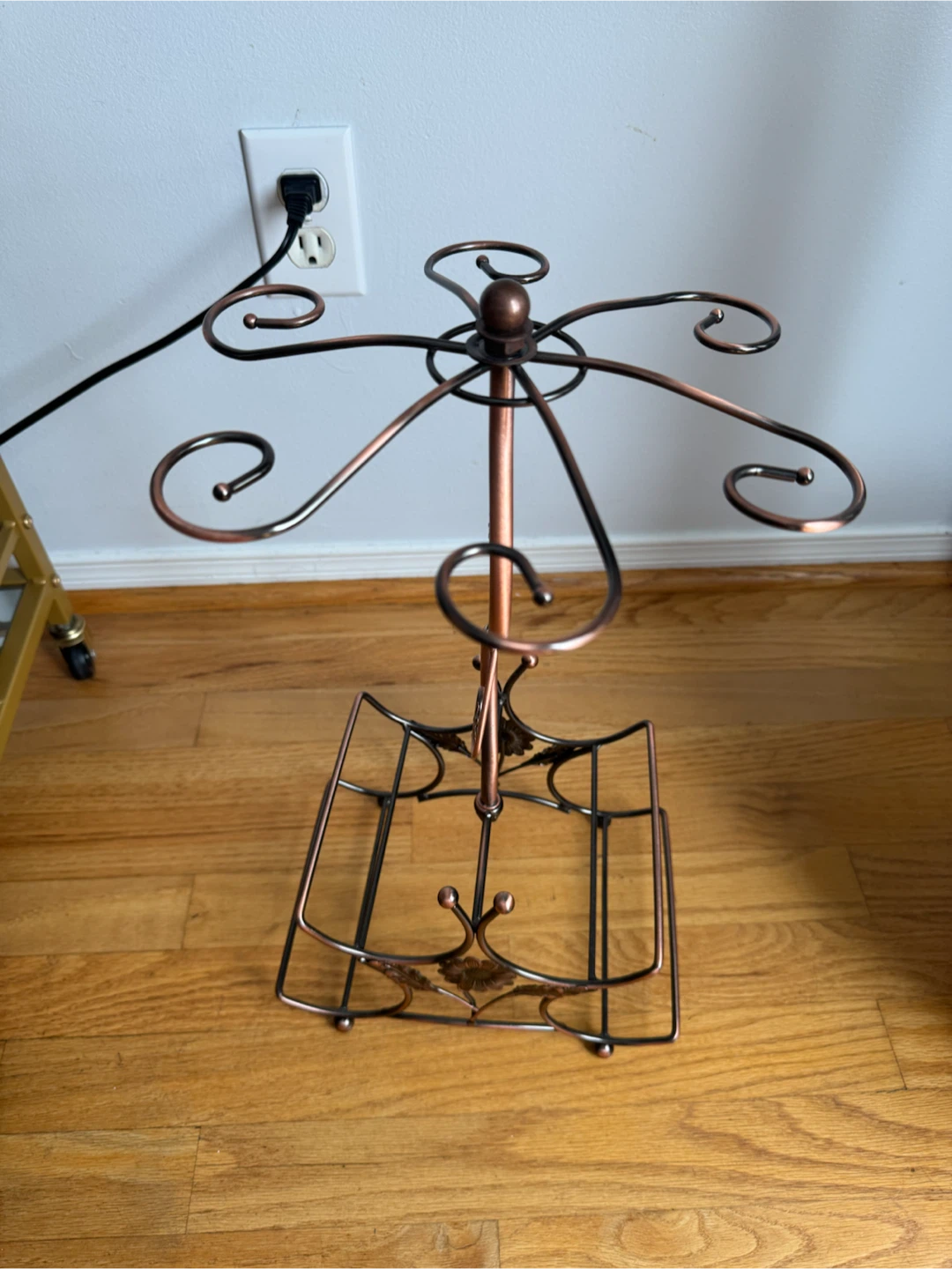 Wine Glass and Bottle Stand - photo 3
