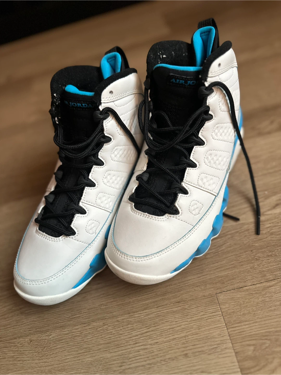 Air Jordan 9 Retro White and University Blue - photo 2