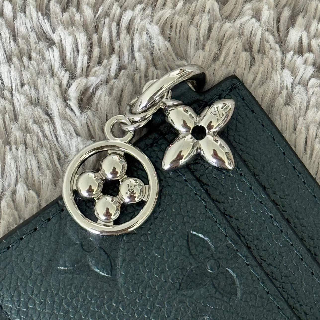 Louis Vuitton Monogram Empreinte Card Holder - photo 3