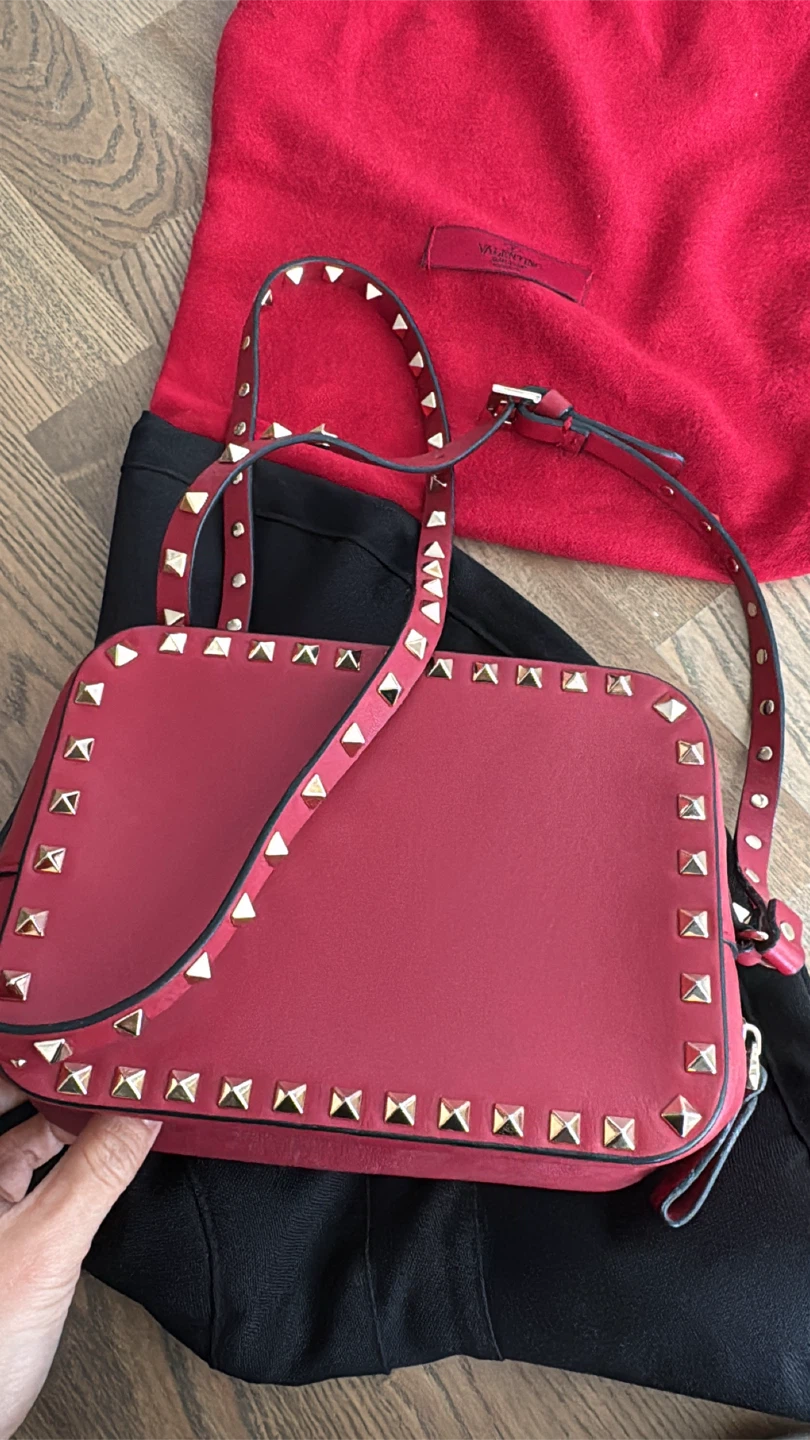 Valentino Garavani Rockstud Camera Bag - photo 2
