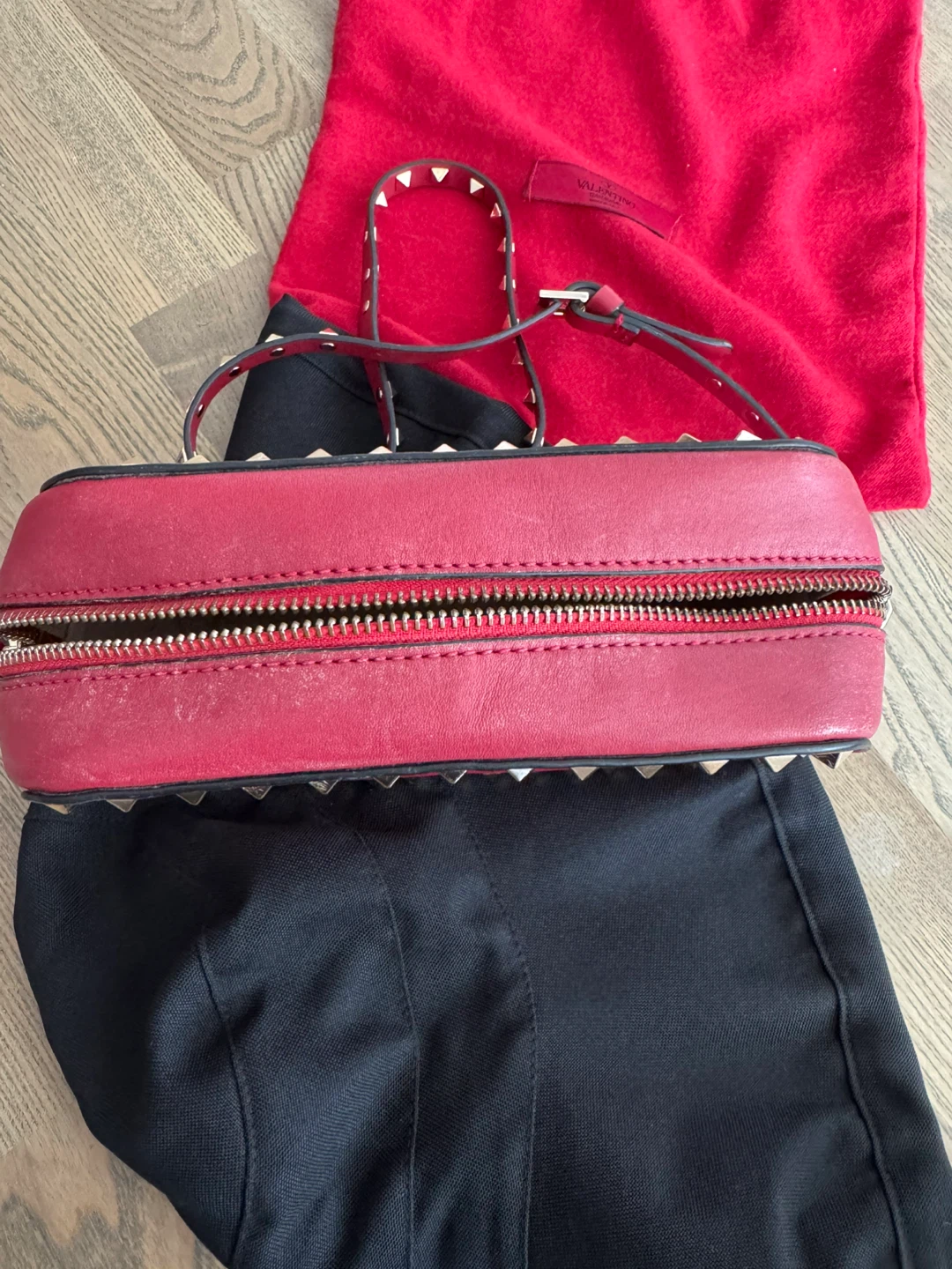Valentino Garavani Rockstud Camera Bag - photo 3