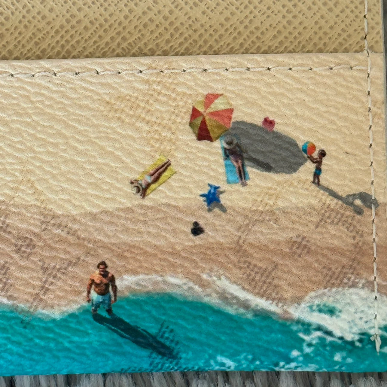 Louis Vuitton Beach Print Card Holder - photo 3