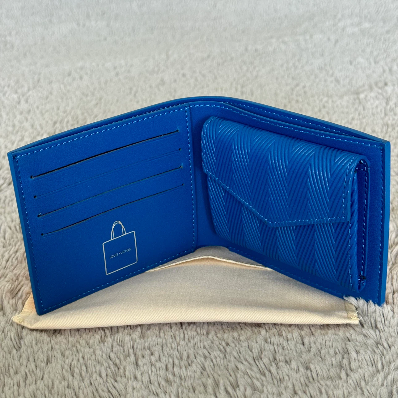Louis Vuitton Orange and Blue Bi-fold Wallet - photo 4