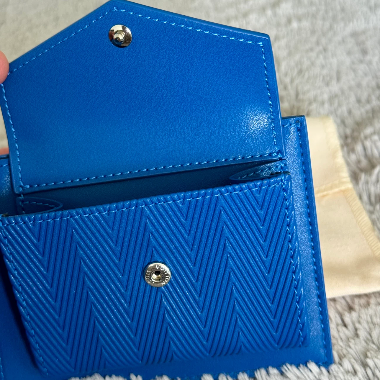 Louis Vuitton Orange and Blue Bi-fold Wallet - photo 5
