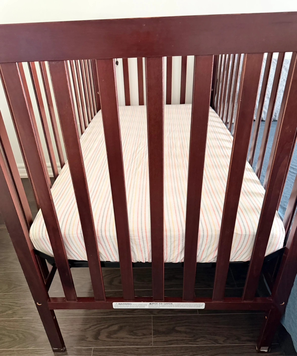 Baby Crib with Mattress – Good Condition - photo 2