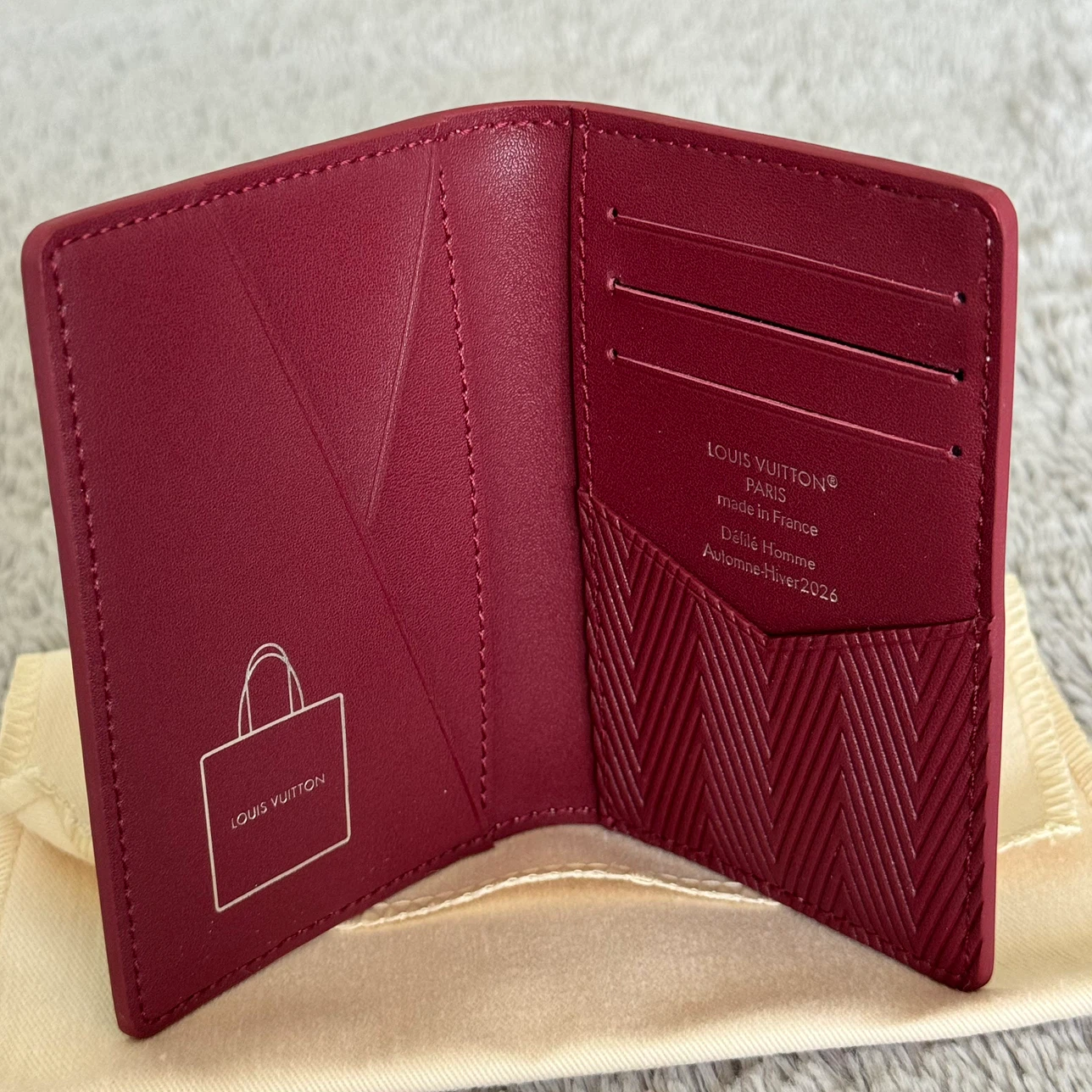 Louis Vuitton Card Holder - photo 4