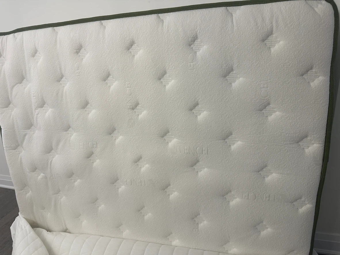 Tencel mattress with bed frame - photo 2