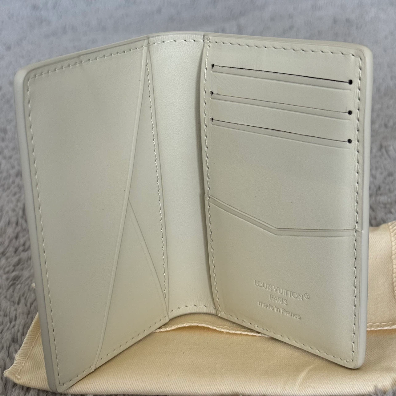 Louis Vuitton Monogram Card Holder - photo 4